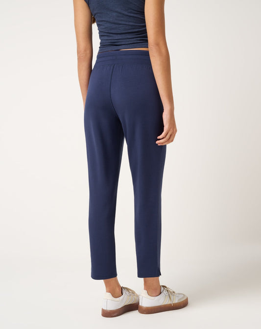 Skyloft Soft Ankle Pant