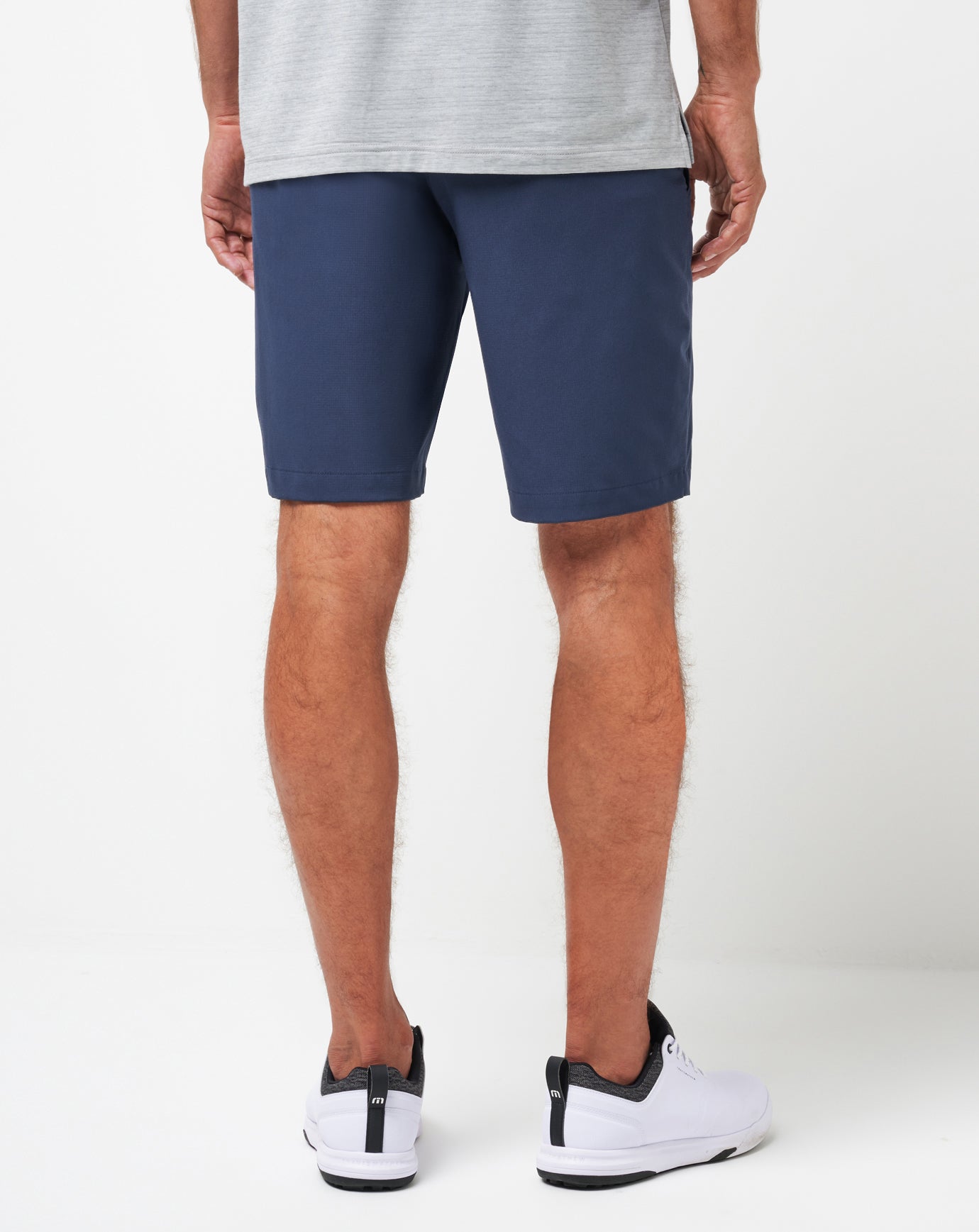 Wanderlust Short 9In