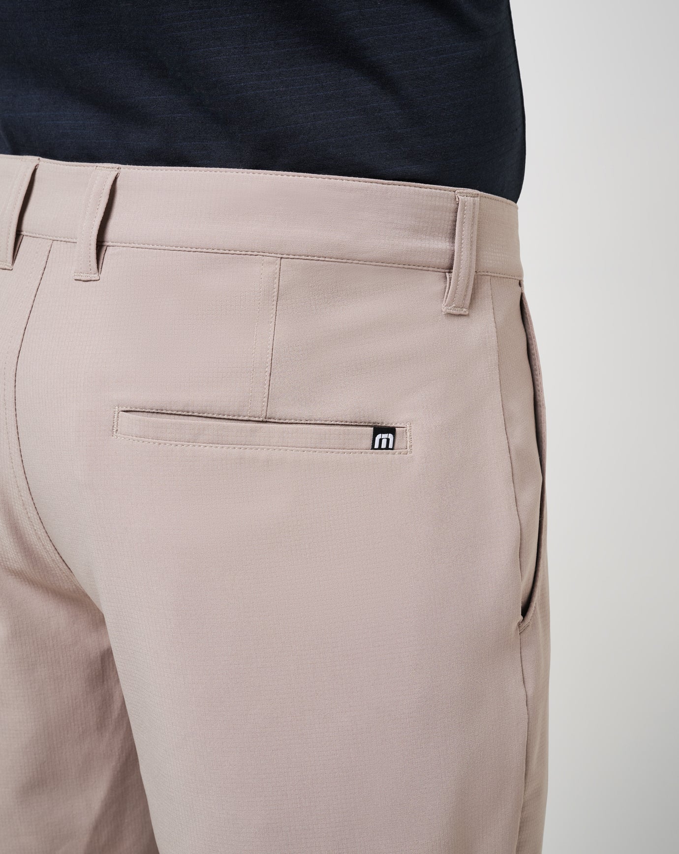 Wanderlust Short 9In