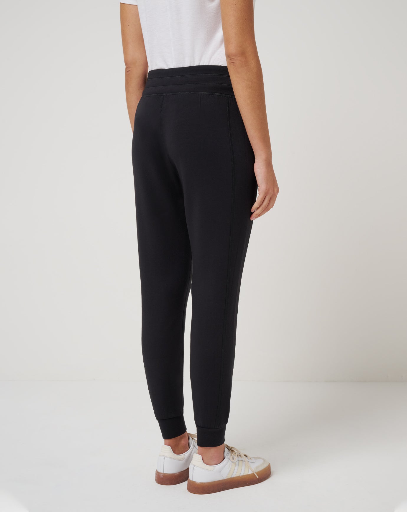 Skyloft Soft Jogger