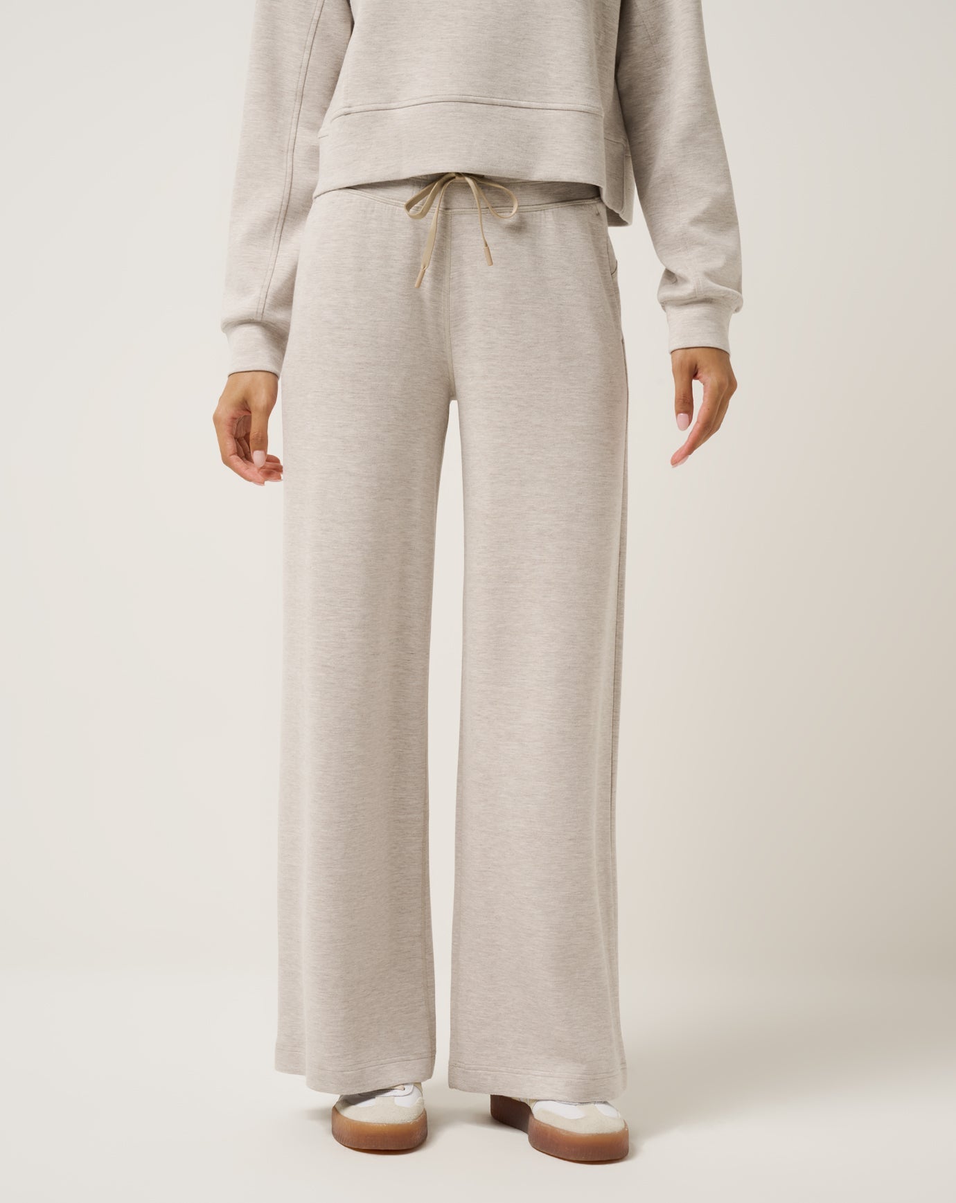 Skyloft Soft Wide Leg Pant