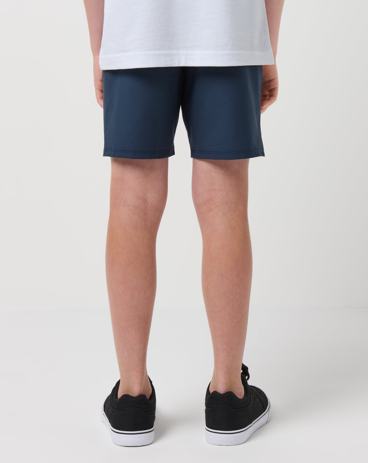Wanderlust E-Waist Youth Short