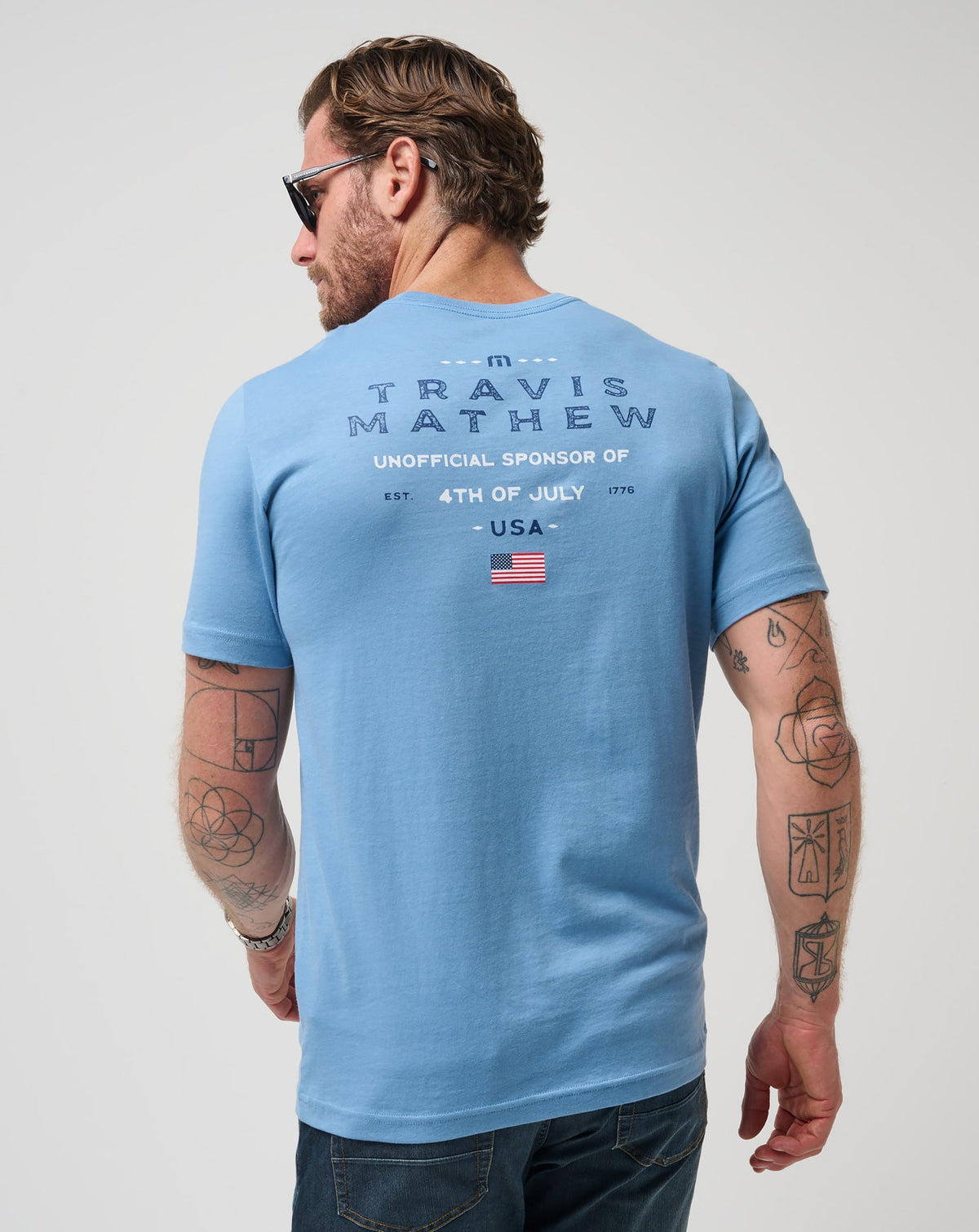 Holiplay Tee