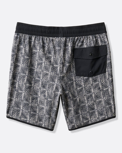 Sandswept Short 8In