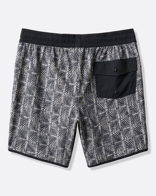 Sandswept Short 8In