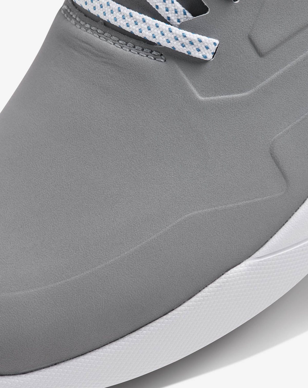 The Daily Pro Plus Golf Shoe