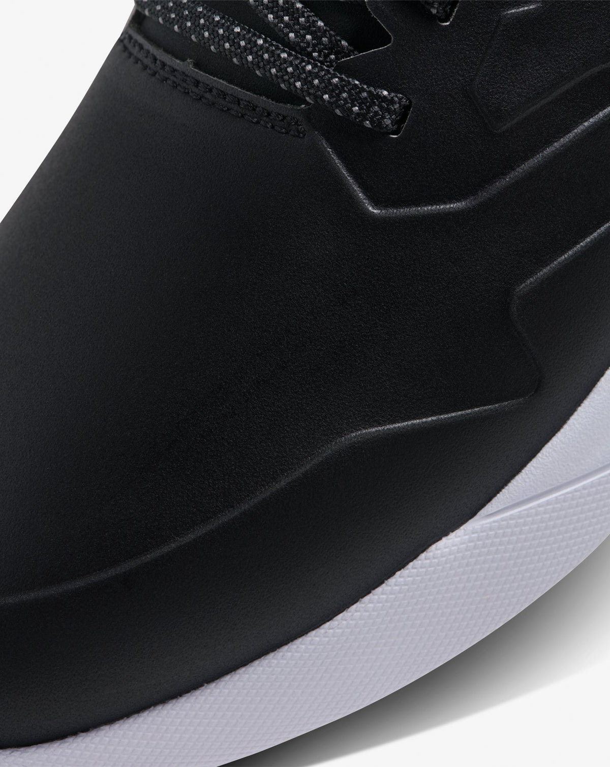The Daily Pro Plus Golf Shoe