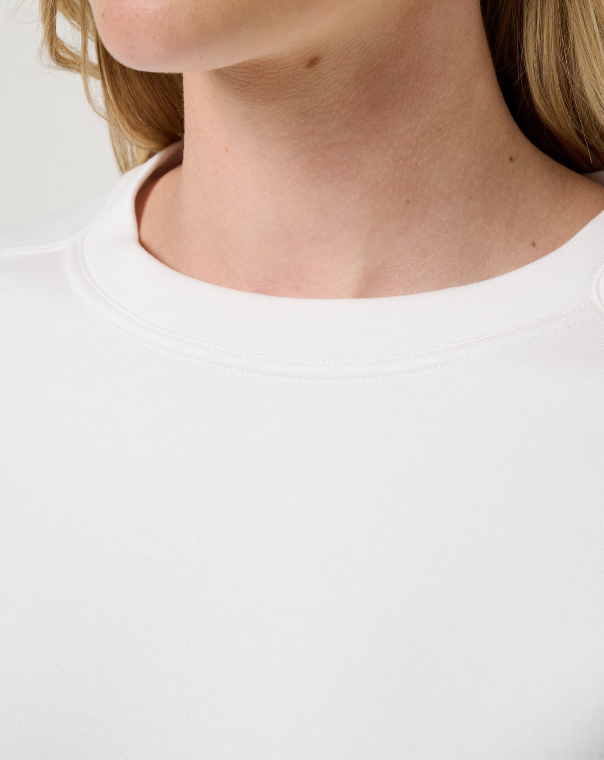 Cloudscape Pullover