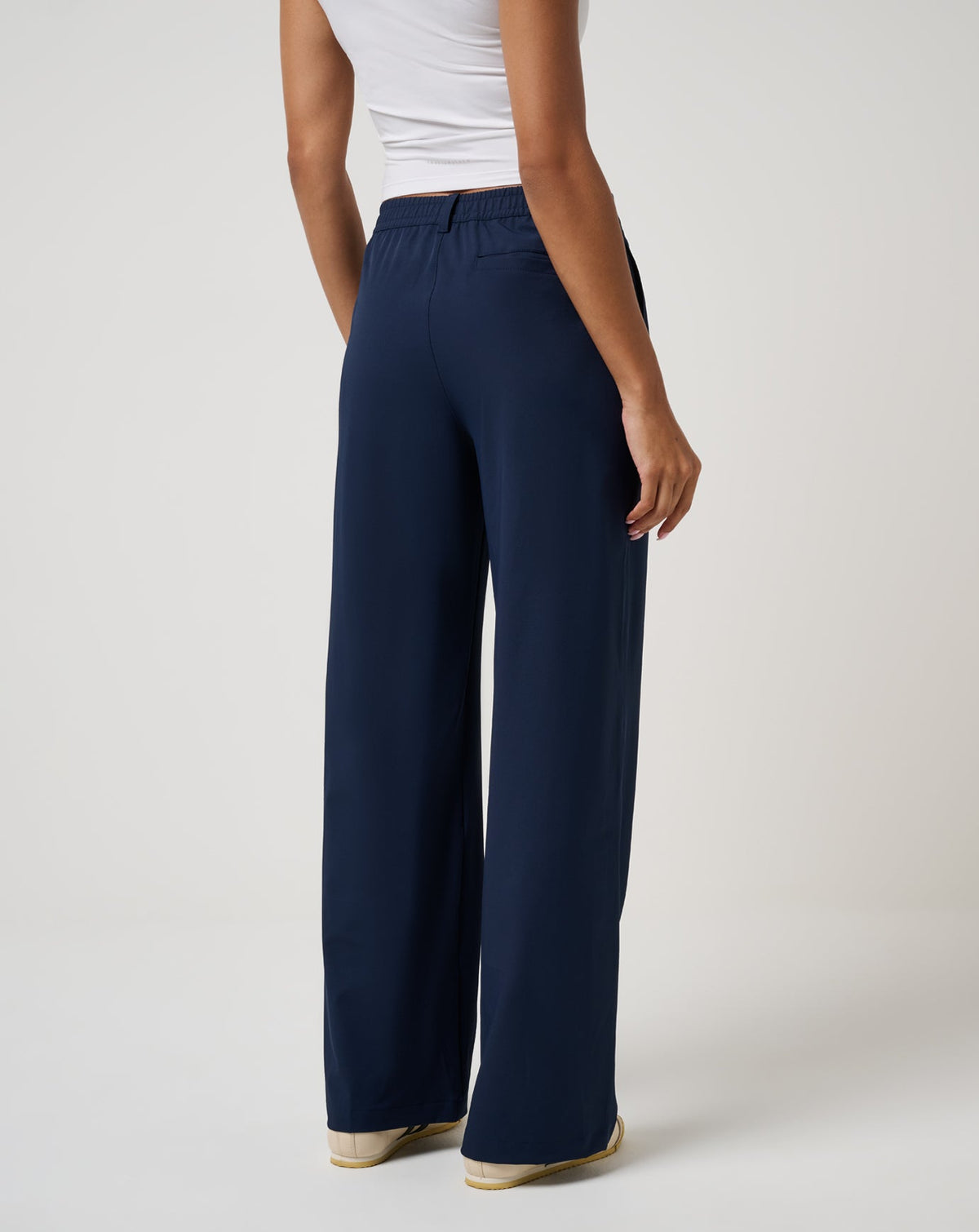 Opening Shot Trouser