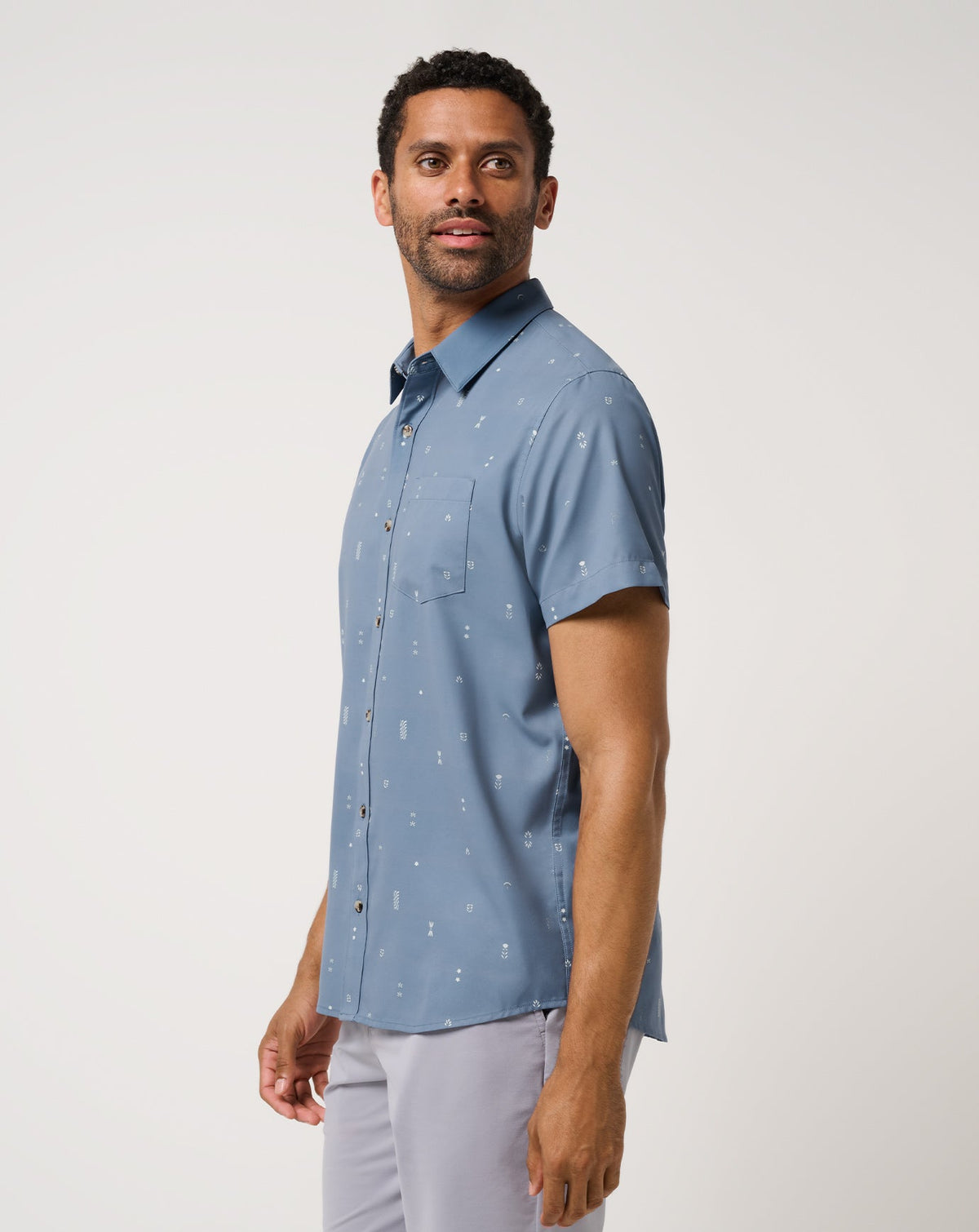 Techwoven Waves Button-Up